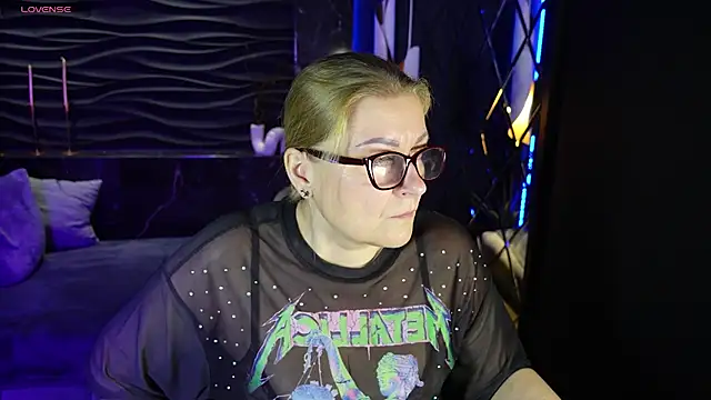 AlexandraKind online show from February 19, 8:41 pm