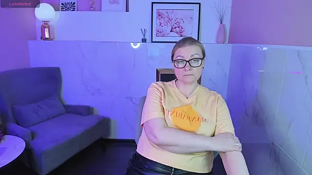 AlexandraKind online show from February 23, 11:44 am