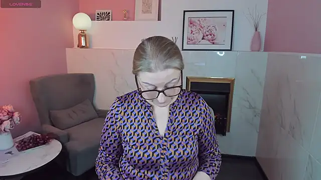 AlexandraKind online show from February 25, 12:34 pm