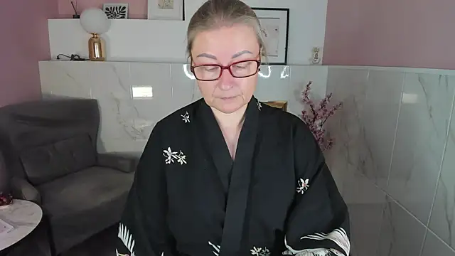 AlexandraKind online show from September 14, 1:32 pm