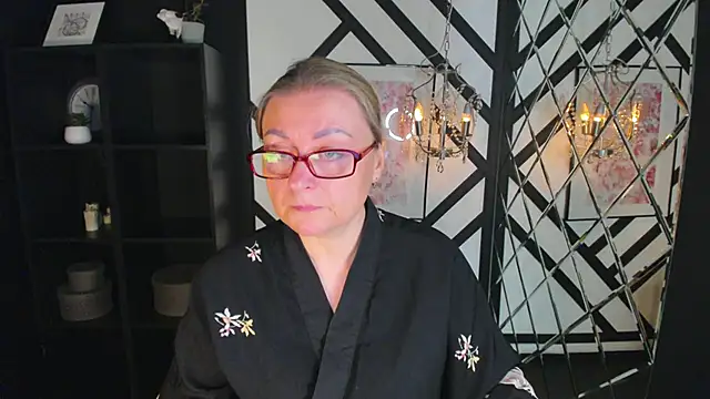 AlexandraKind online show from October 3, 1:41 pm