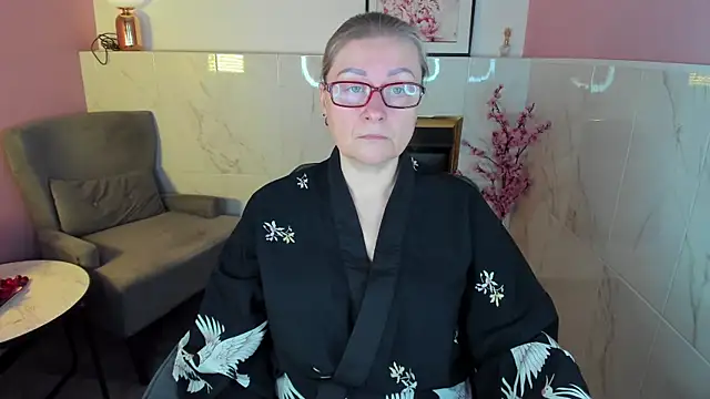 AlexandraKind online show from November 23, 1:44 pm