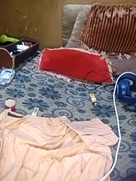 LOOLOOO123123 online show from November 1, 10:50 am