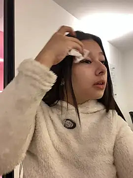 EymiCuper online show from March 12, 11:42 am