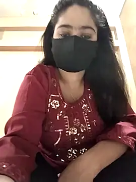 Magical Girl- online show from November 11, 3:50 am