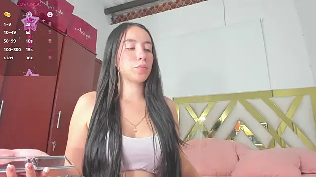 rousee yareldss online show from March 12, 5:57 am