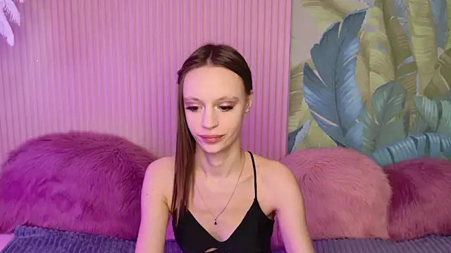 RebeccaMartons online show from March 19, 2:48 am