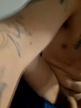 ChuckyyDee online show from November 2, 10:34 pm