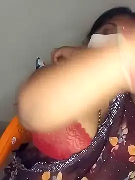 Sexy Radhikaa online show from March 10, 7:07 pm