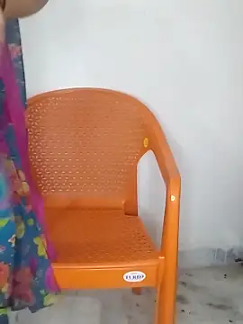 Sexy Radhikaa online show from February 24, 2:26 pm