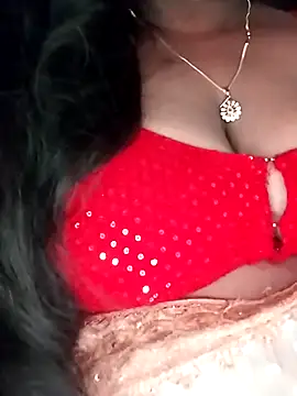 Sexy Radhikaa online show from May 9, 4:12 pm