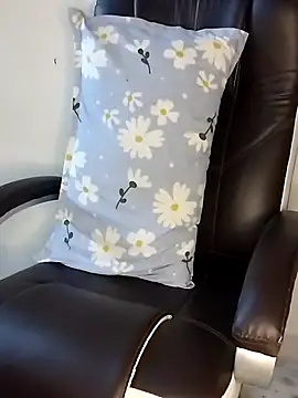 Sexy Radhikaa online show from May 13, 11:55 pm