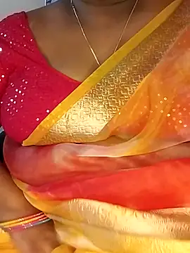 Sexy Radhikaa online show from May 22, 1:13 am