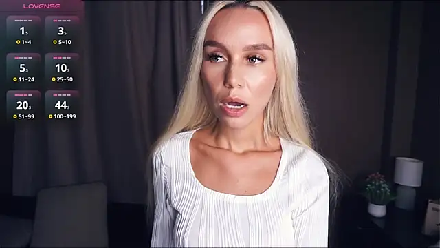 BrittByron online show from October 27, 5:22 am