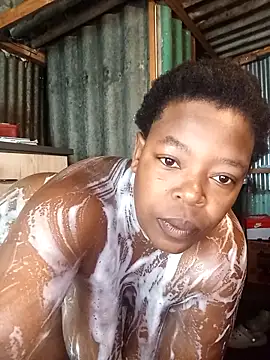 curvyloneah75 online show from February 18, 7:26 am