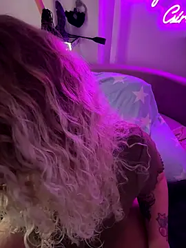 CurvyAnonymousGirl89 online show from September 15, 3:56 pm