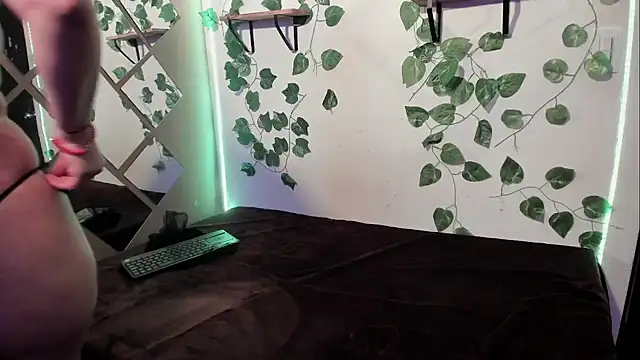 Megan sophia2 online show from January 22, 1:42 pm