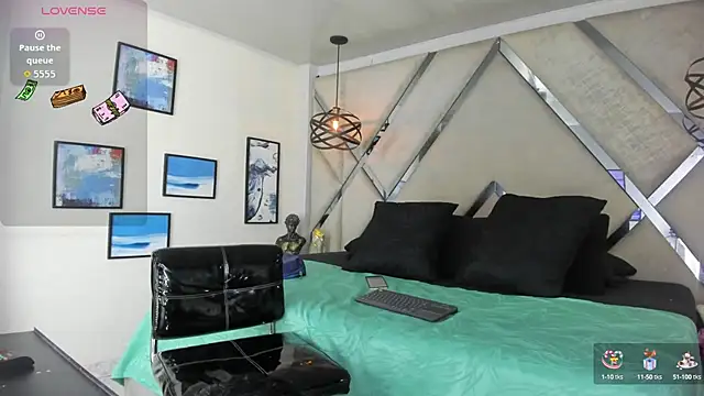 Pandora Rey2 online show from October 10, 1:32 pm