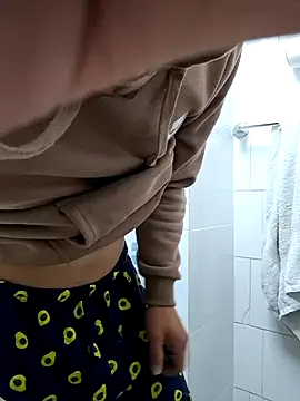 tula chyk online show from December 4, 12:14 pm