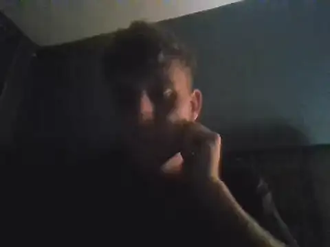 Snapshot of freddie90908 chatting on December 8, 10:03 pm freddie90908 online show from December 8, 10:03 pm