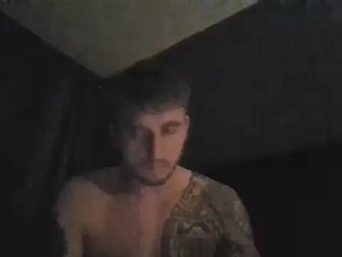 Snapshot of freddie90908 chatting on December 16, 8:58 pm freddie90908 online show from December 16, 8:58 pm