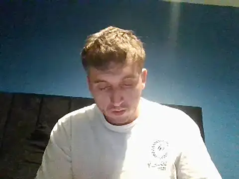 Snapshot of freddie90908 chatting on December 21, 7:06 pm freddie90908 online show from December 21, 7:06 pm