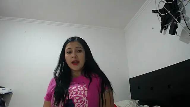Snapshot of princehermosa44 chatting on June 13, 7:45 pm princehermosa44 online show from June 13, 7:45 pm
