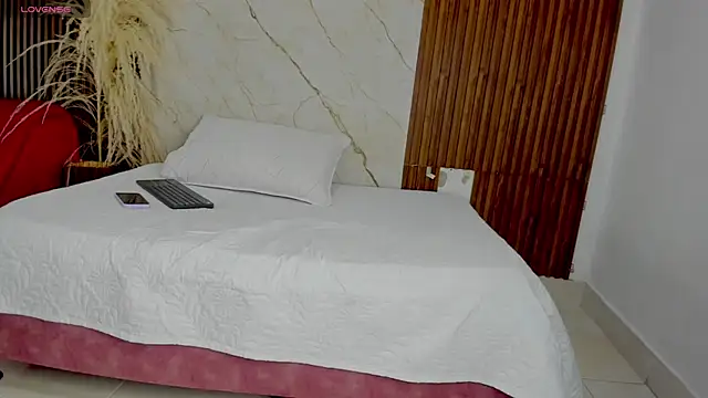 king lovely hornyy online show from May 31, 2:42 am