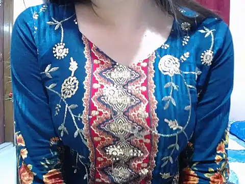 taisina online show from November 26, 3:02 pm