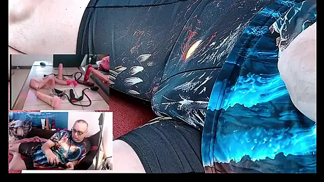 Snapshot of Manfred1012 chatting on December 2, 1:17 pm Manfred1012 online show from December 2, 1:17 pm