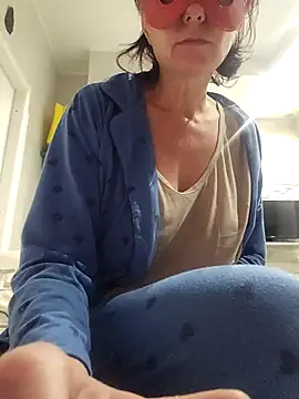 Vagabondainnamorata online show from November 28, 4:04 am