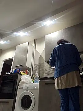 Vagabondainnamorata online show from December 5, 4:43 am