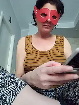 Snapshot of Vagabondainnamorata chatting on April 4, 4:04 pm Vagabondainnamorata online show from April 4, 4:04 pm