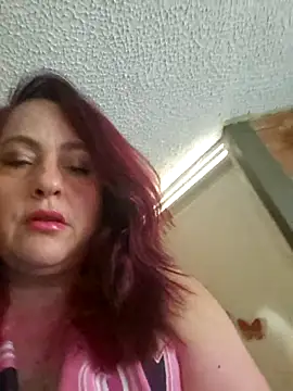 Snapshot of Scarlett45_ chatting on March 21, 3:35 pm Scarlett45 online show from March 21, 3:35 pm