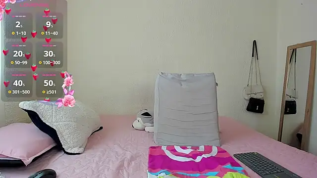 Hannah Baileyy online show from February 24, 7:30 pm