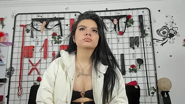 abby eemily online show from December 22, 12:24 pm