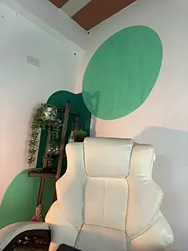 LollaByer online show from February 27, 9:04 pm