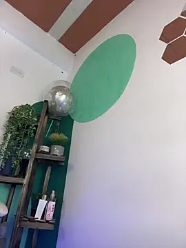 LollaByer online show from March 25, 9:10 pm