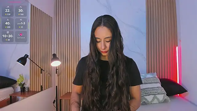 Snapshot of Julia_Martinez_ chatting on February 18, 11:28 am Julia Martinez online show from February 18, 11:28 am