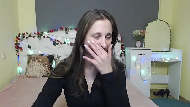 MichelLeee online show from March 18, 12:52 pm