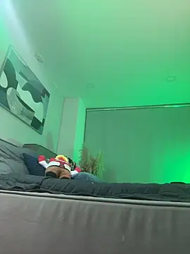 DimitriSullivan  online show from February 19, 3:39 am