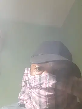 Snapshot of bandi-big-dick chatting on December 6, 3:00 pm bandi-big-dick online show from December 6, 3:00 pm