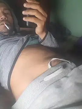 Snapshot of bandi-big-dick chatting on January 13, 12:24 pm bandi-big-dick online show from January 13, 12:24 pm