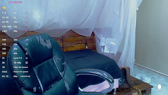 Snapshot of AndrewPherson chatting on March 19, 12:23 pm AndrewPherson online show from March 19, 12:23 pm