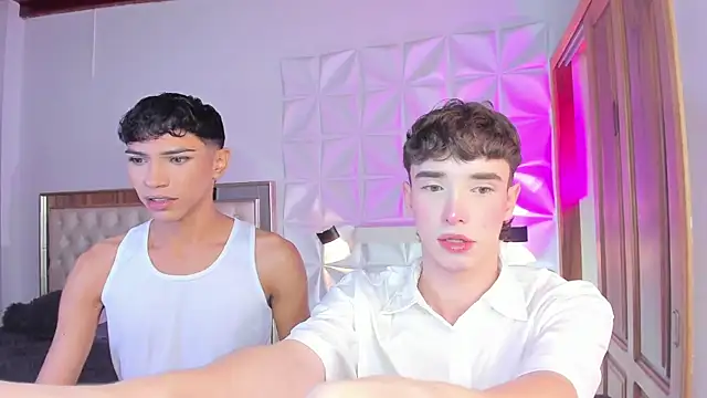 im sebaslopez online show from February 8, 7:28 pm