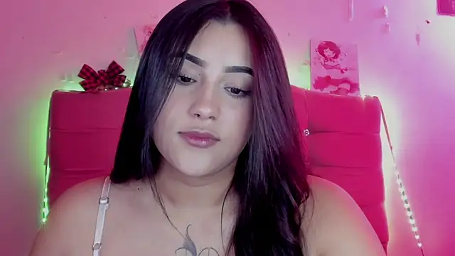 male couper online show from January 14, 9:51 pm