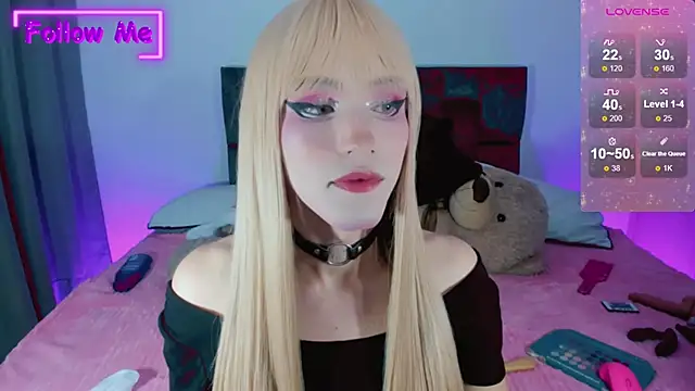 Snapshot of Kirmyy_ chatting on January 1, 7:41 am Kirmyy  online show from January 1, 7:41 am