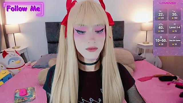 Snapshot of Kirmyy_ chatting on February 4, 10:45 pm Kirmyy  online show from February 4, 10:45 pm