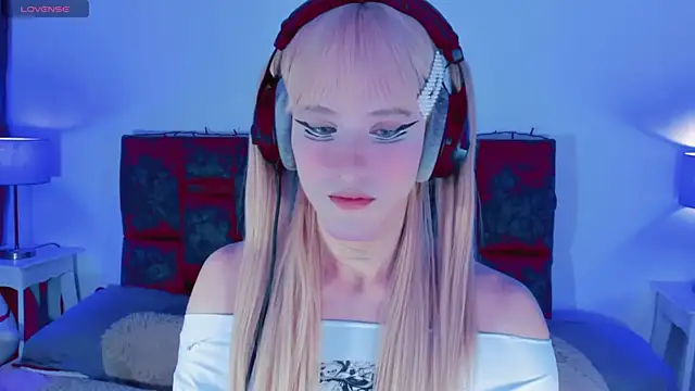 Kirmyy  online show from December 1, 9:42 pm