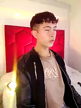 Noah Xitruxx online show from December 5, 12:36 pm